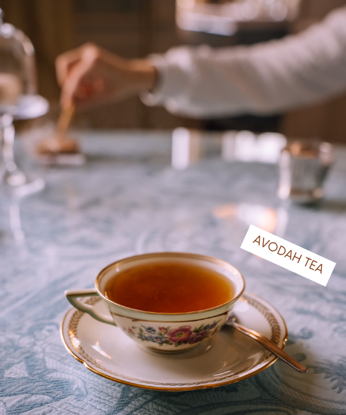 Boost Your Milk Supply Naturally: How Lactation Tea Blends Can Help New Moms Achieve a Healthy Milk Flow