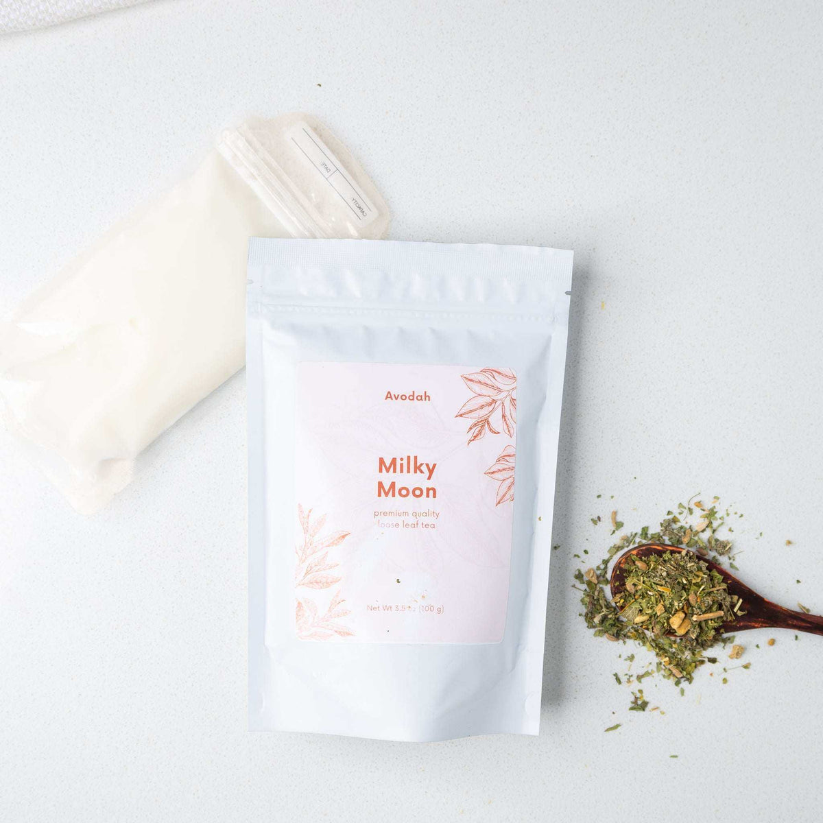 Milky Moon Tea blend supporting breastfeeding with natural lactation herbs and vitamins