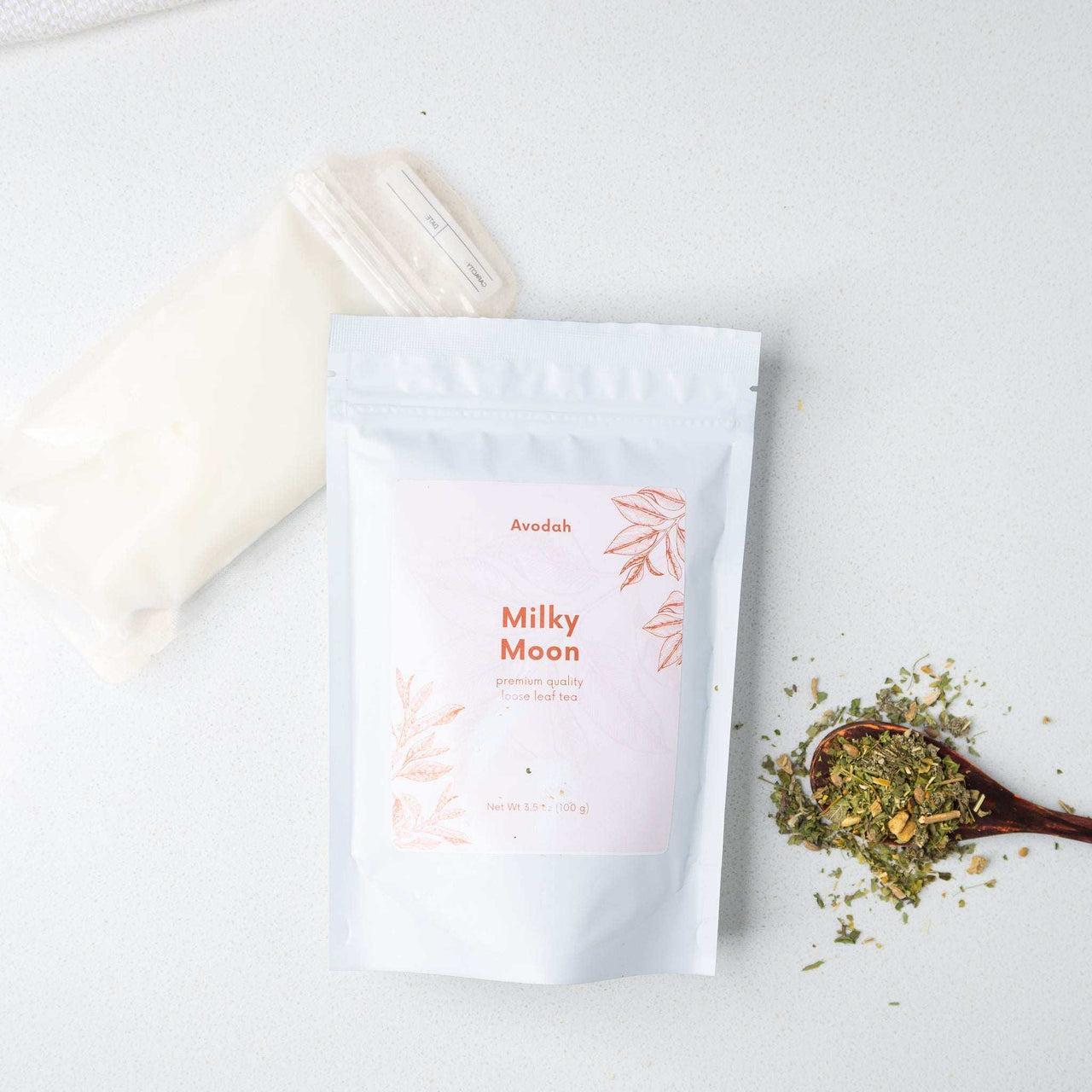 Milky Moon Tea blend supporting breastfeeding with natural lactation herbs and vitamins